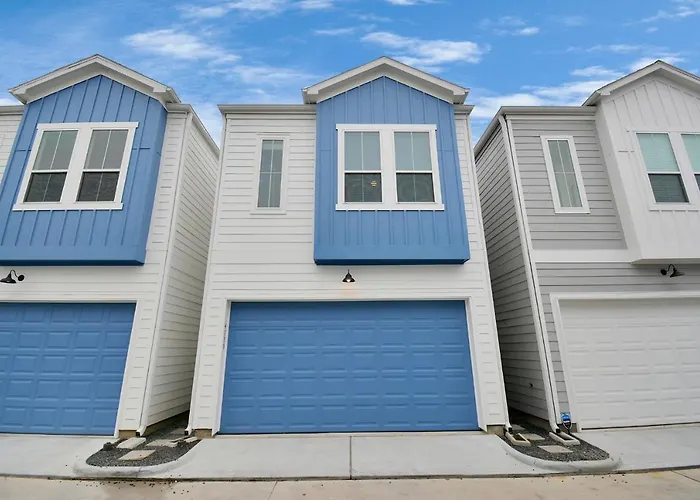 Emerald Palace - New, Modern 3Br Townhome Close To Downtown, Nrg, Med Ctr