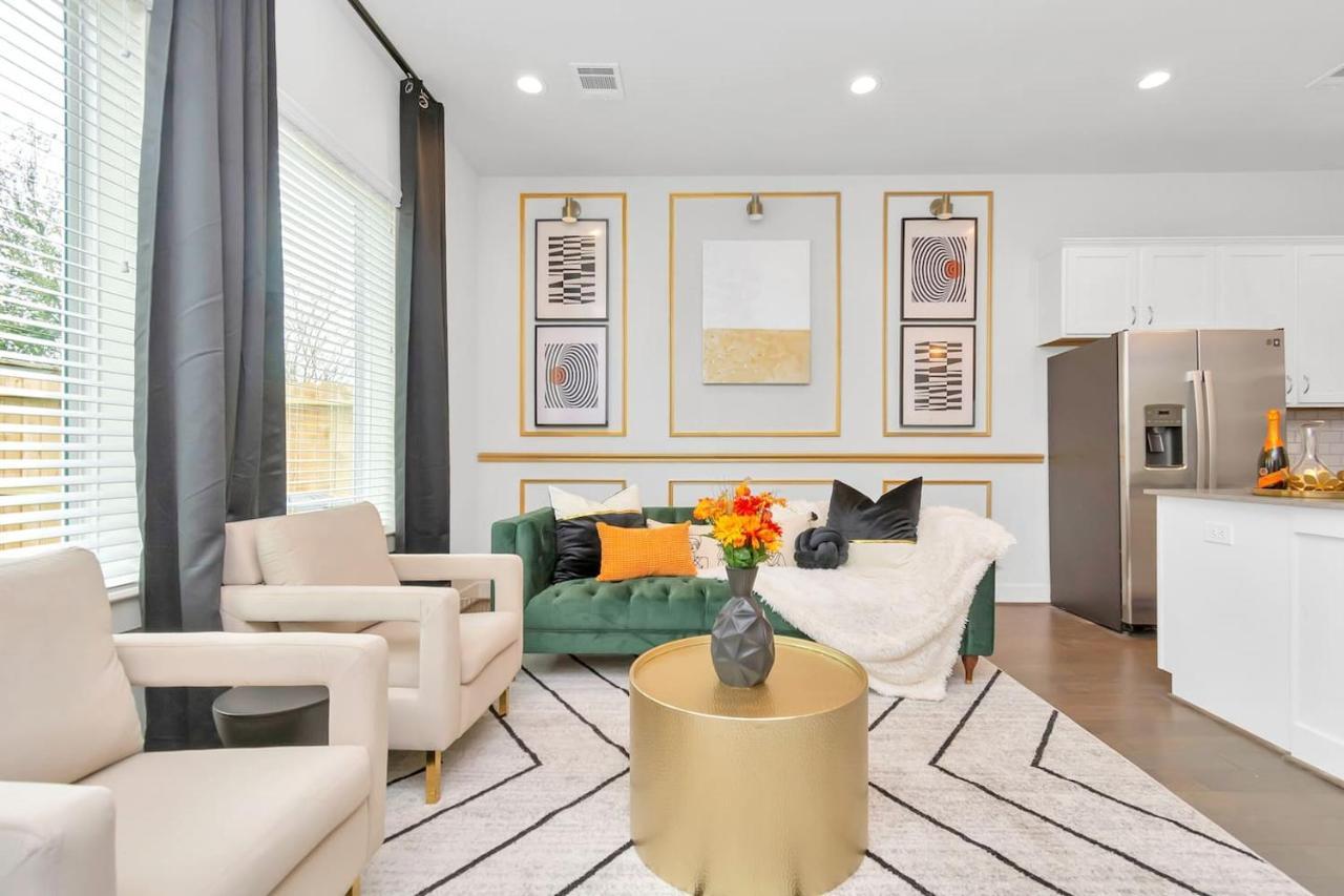 Ferienhaus Emerald Palace - New, Modern 3br Townhome Close To Downtown, Nrg, Med Ctr Houston