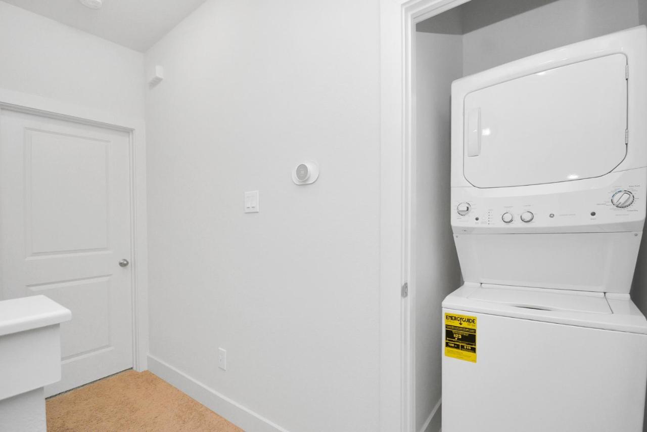 Ferienhaus Emerald Palace - New, Modern 3br Townhome Close To Downtown, Nrg, Med Ctr *